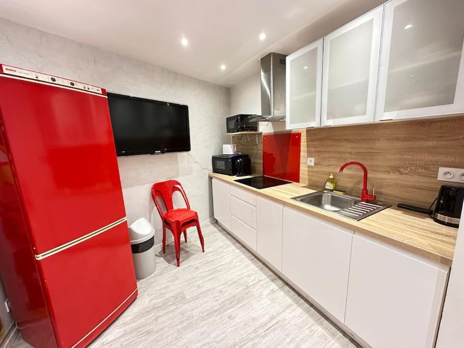 Appartement Avec 4 Chambres Doubles - Proche De La Mer, Des Transports Et De La Promenade Des Anglais Nizza Esterno foto